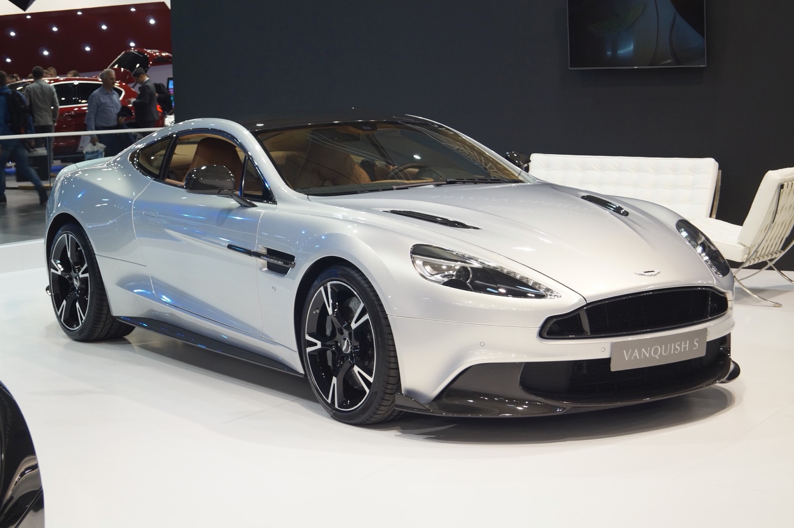 Aston Martin Vanquish press photo