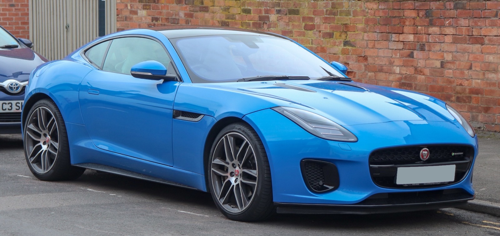 Jaguar F-Type press photo
